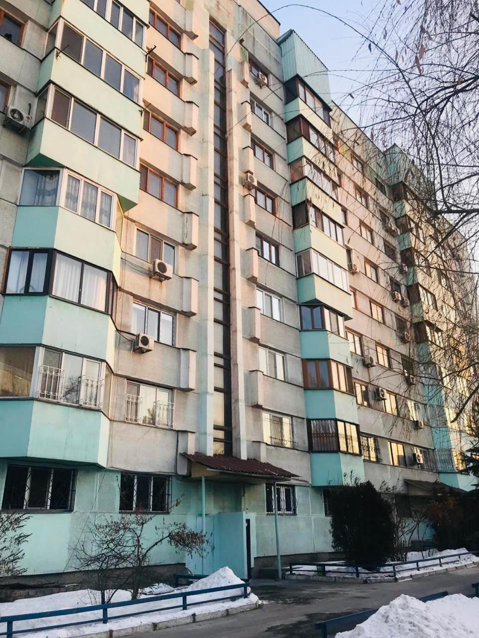 West Point Capsule Hostel Almatî Exterior foto